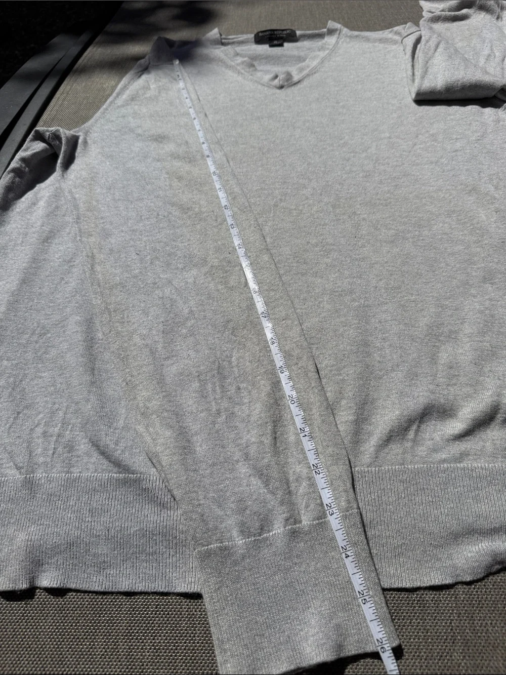 Banana Republic classic neck
